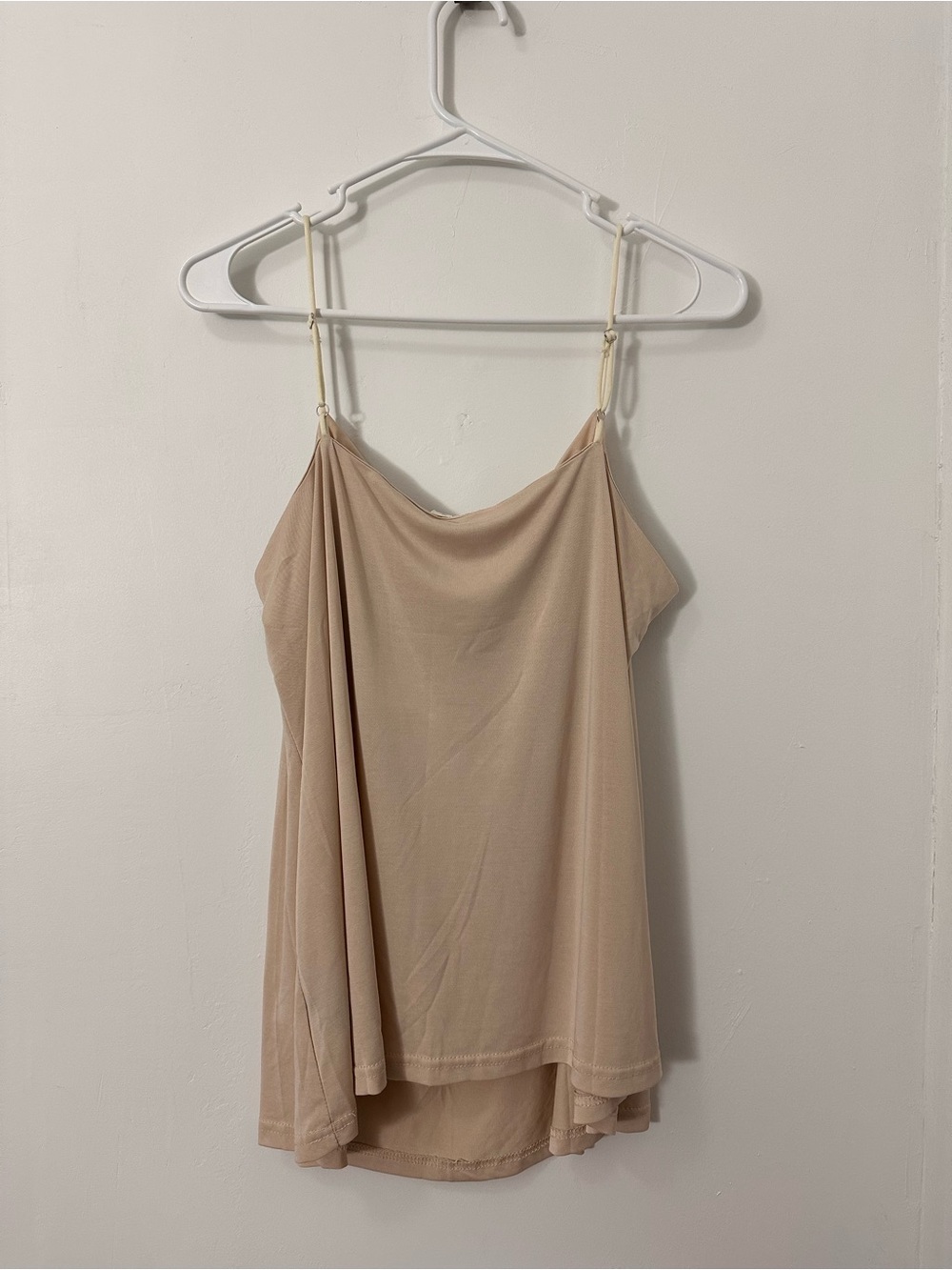 POL Draped Cowl Neck Spaghetti Strap Adjustable Cami - Beige Size L - Picture 5 of 6